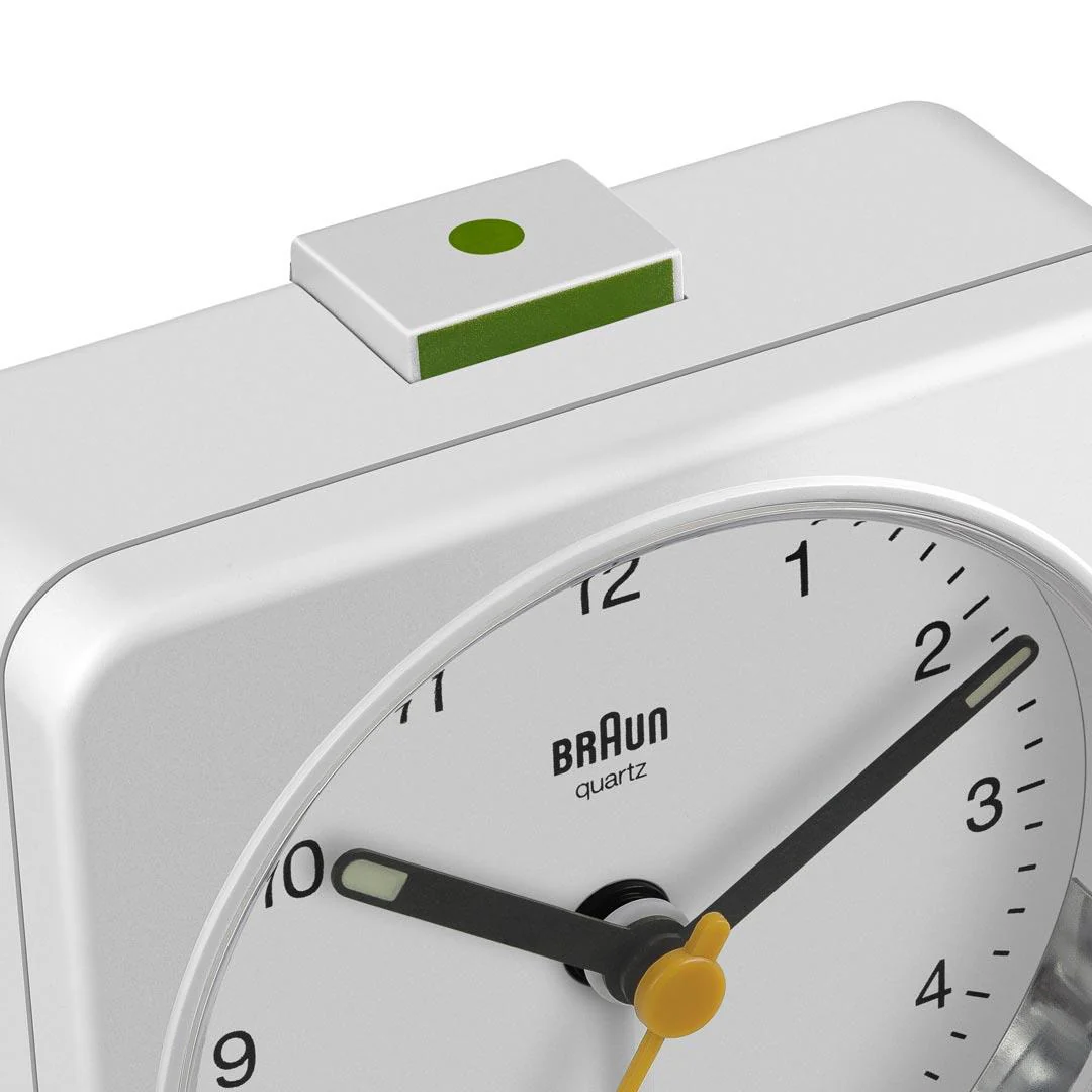 BC03 Braun classic analogue alarm clock  - white - Image 5
